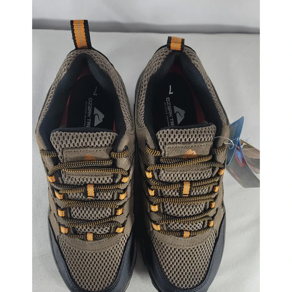 Ozark Trail Taupe Waterproof Lightweight Hiking Shoes Men's Size 7 NEW IN‎ BOX